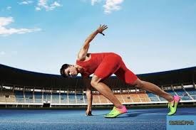 每体：巴萨将在周一前往沙特，阿劳霍可能会随队