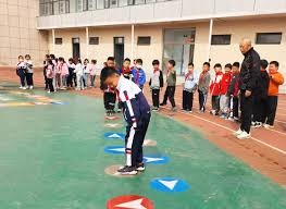 杜锋：季后赛只能注册四个外援 吉伦沃特膝伤还没好 盼他早日康复